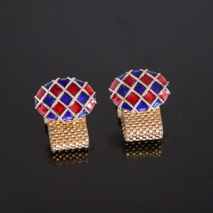 Vtg Modern Wrap Around Checker Gold Tone Cufflinks